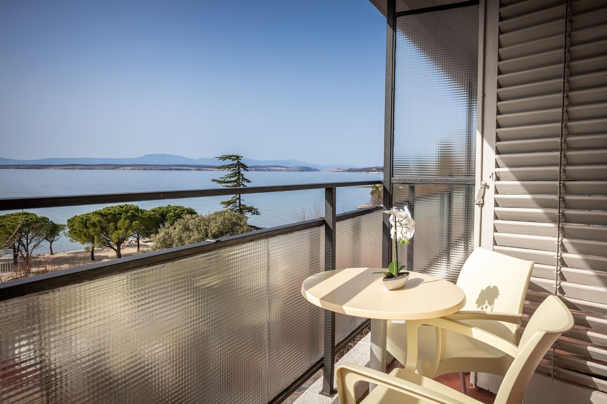 Hotel Zagreb Crikvenica Bagian luar foto